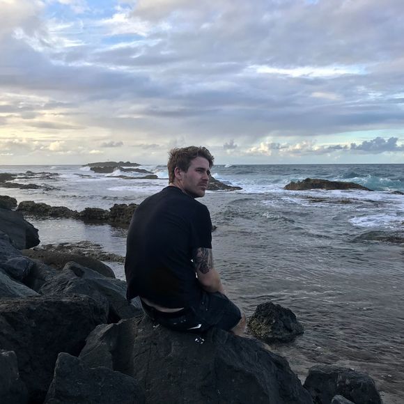 Meet your Posher, Travis - Picture 1 of 1